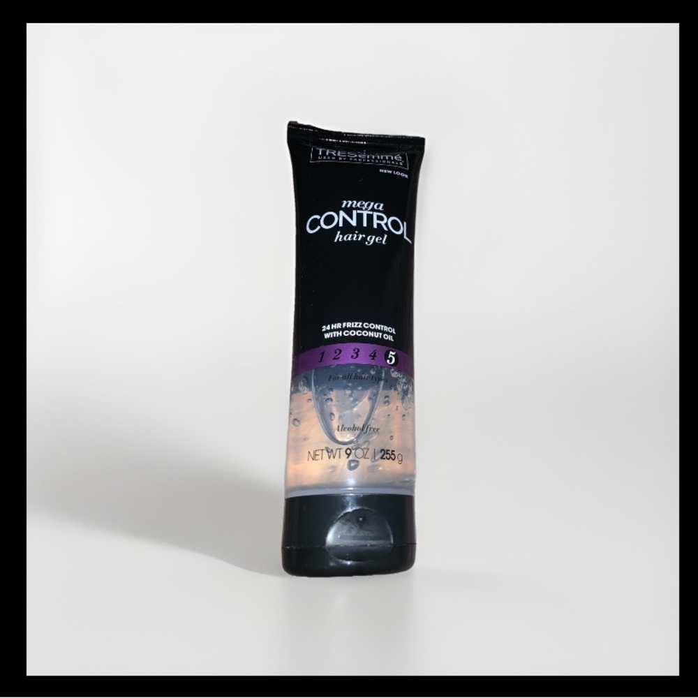 TRESemmé Hair Gel Mega 24 Hour Frizz Control 9 oz Level #5 w/ Coconut Oil